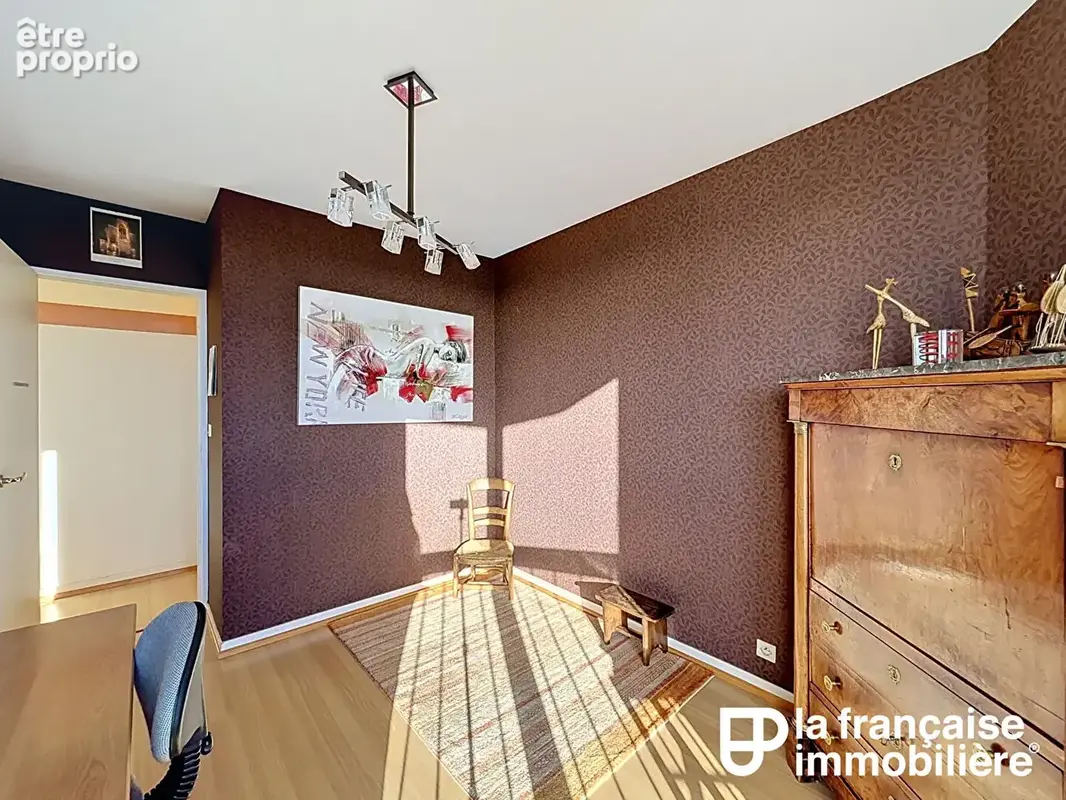 Appartement 5 pièces de 108.18 m² - Rennes Centre-Ville - Quartier du Colombier - balcons, cave et parking - photo 8