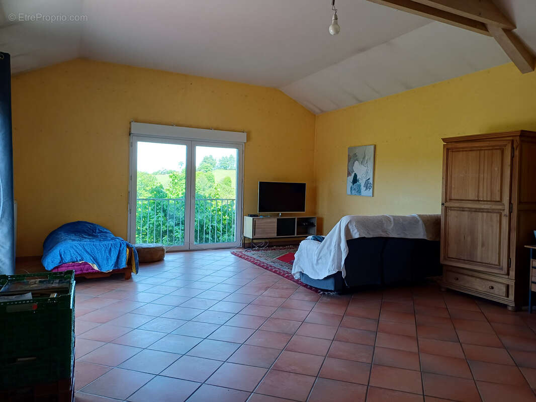 Maison à SAINT-AGREVE