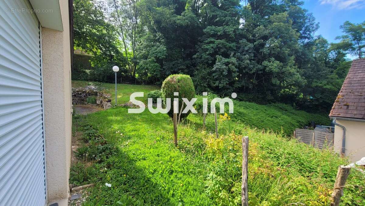 Maison 83 m² à Lons-Le-Saunier  - photo 6