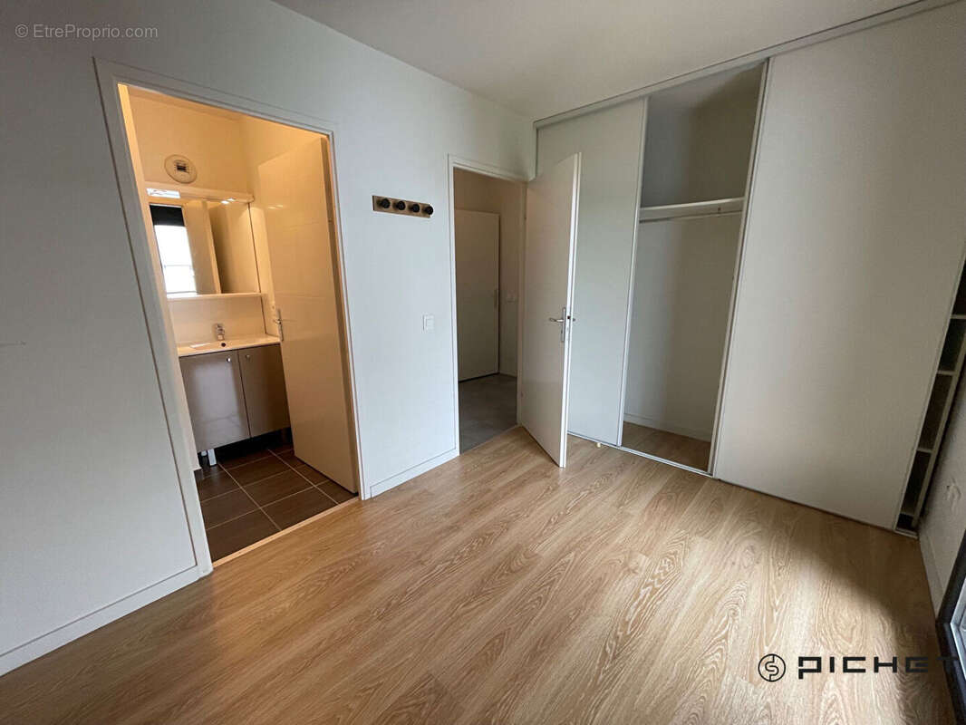 Appartement Lons 4 pièce(s) 82 m2 - photo 6