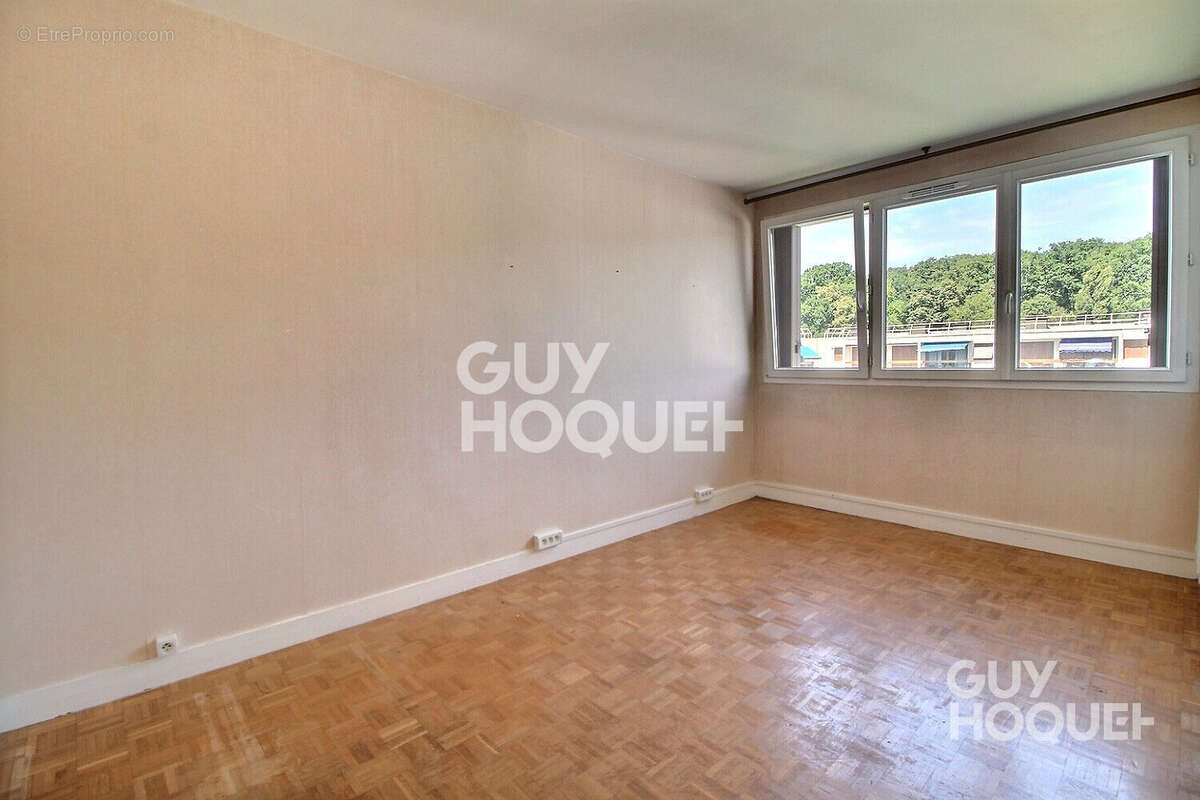 Appartement à CHAVILLE