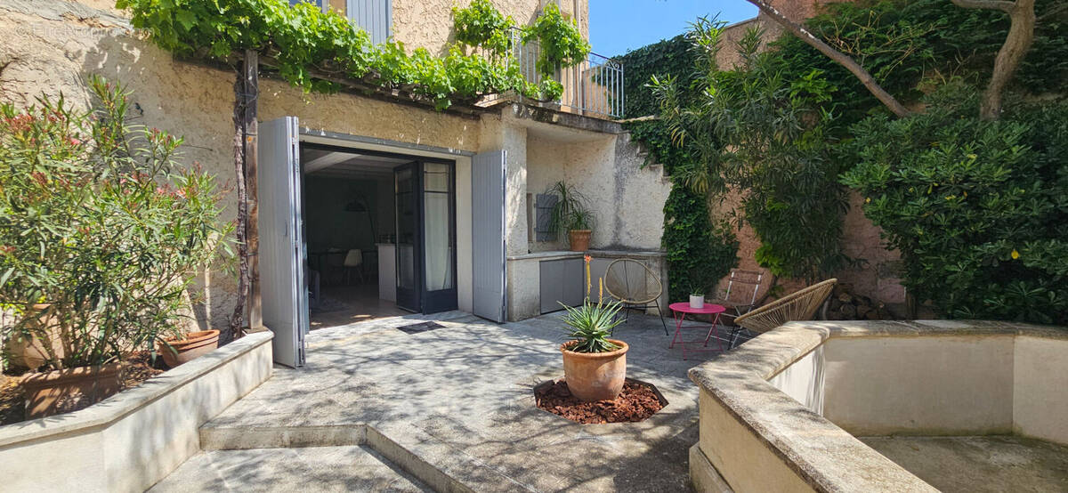 Maison à EGUILLES