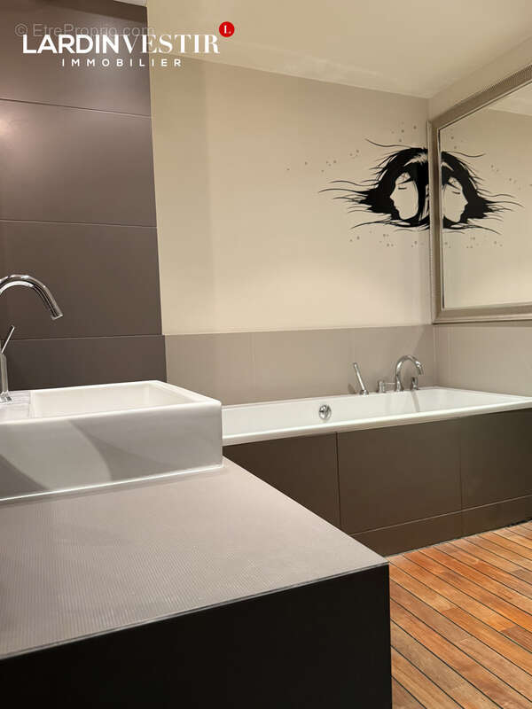 Appartement à SAINTE-FOY-LES-LYON