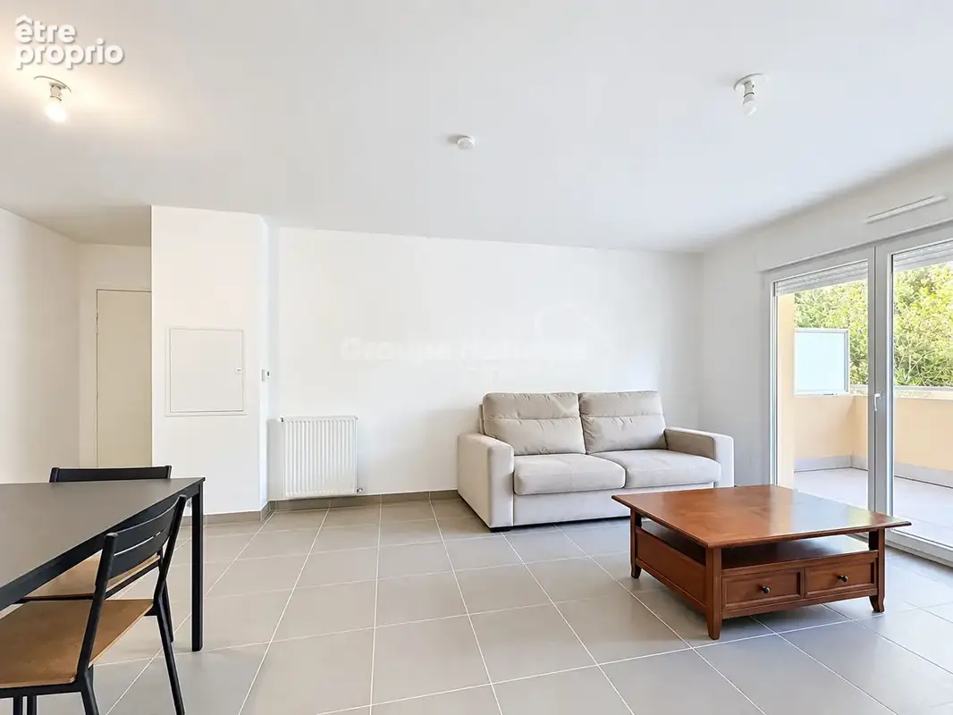 Appartement Orange 2 pièce(s) 42 m2 ,1 chambre, ascenseur, balcon, garage et place de parking - photo 10