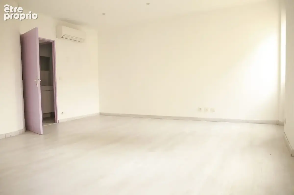 Commerce 68 m² à vendre à Marseille-6e (13006) - photo 5