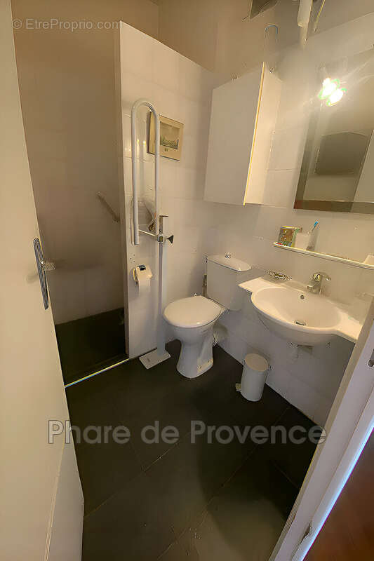 Appartement à MARSEILLE-2E