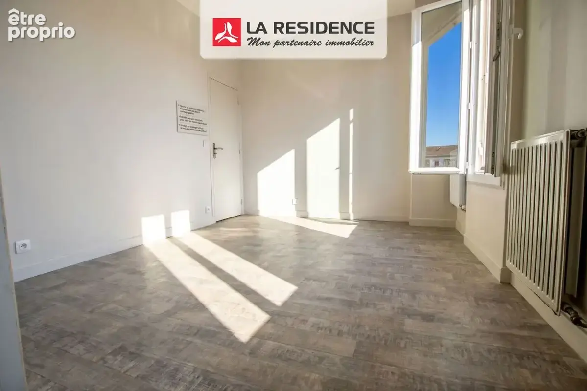 Maison 3 pièces 52 m² à vendre à Le Mesnil-Saint-Denis (78320) - photo 4