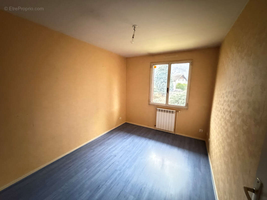 Maison à SAINT-ETIENNE-DE-CUINES