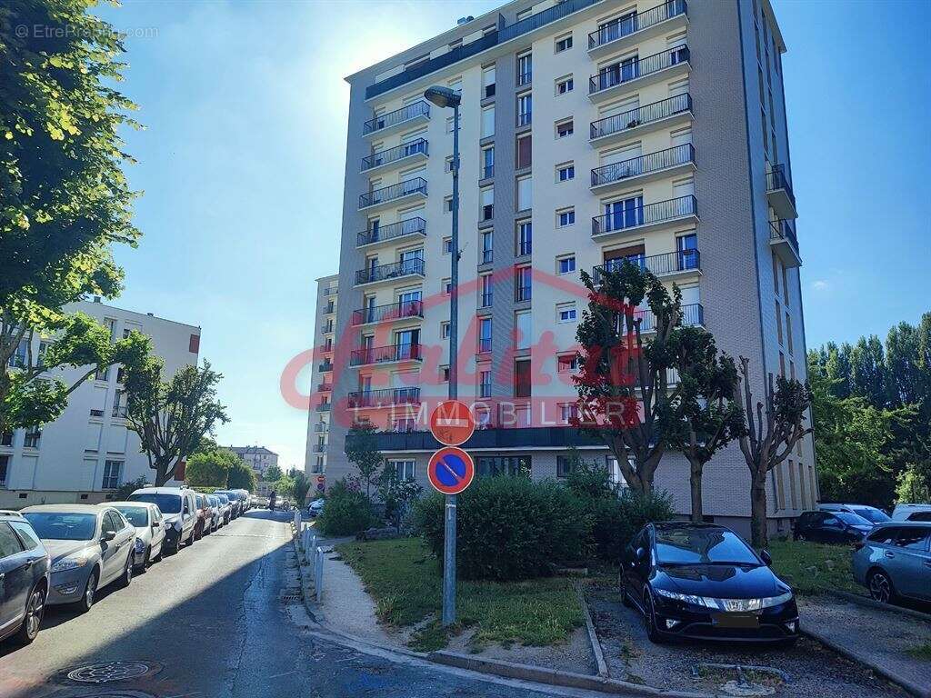 Appartement à CHELLES