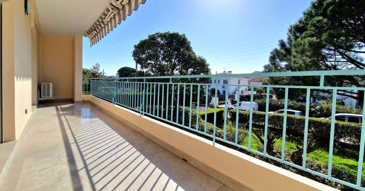 Appartement à FREJUS