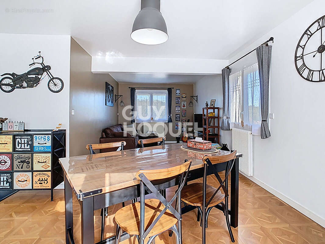 Maison à CREPY-EN-VALOIS