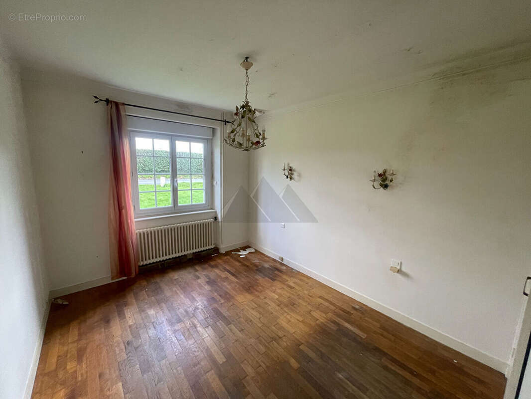 Maison à ERGUE-GABERIC