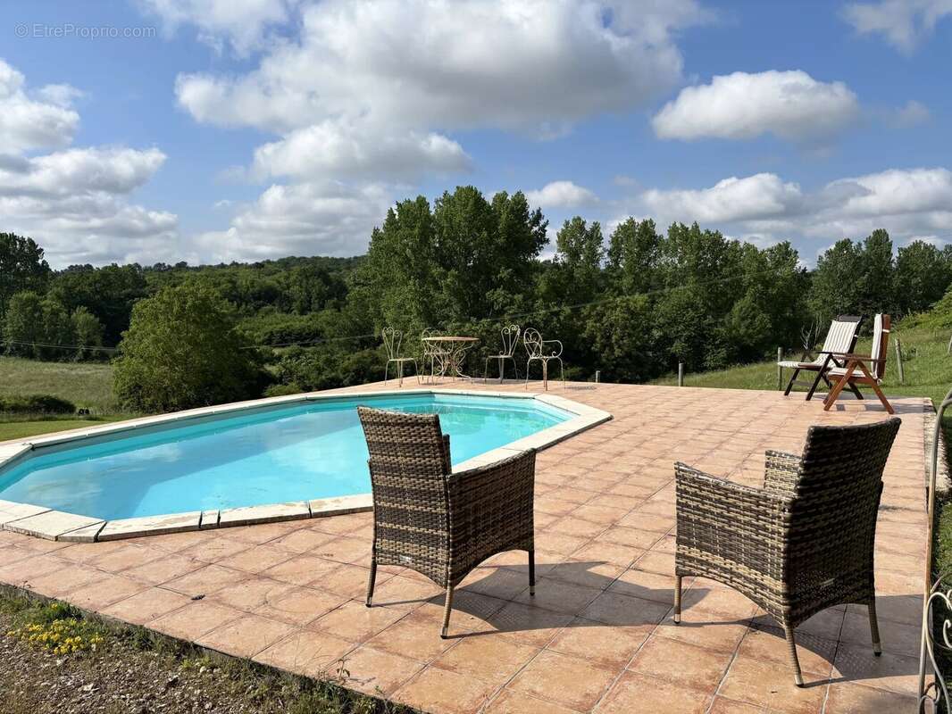 Maison à AUBETERRE-SUR-DRONNE