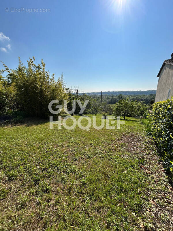 Terrain à VERNAISON