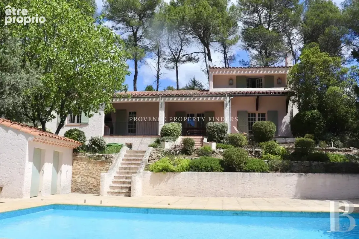 Charmante villa avec beau terrain. - photo 8