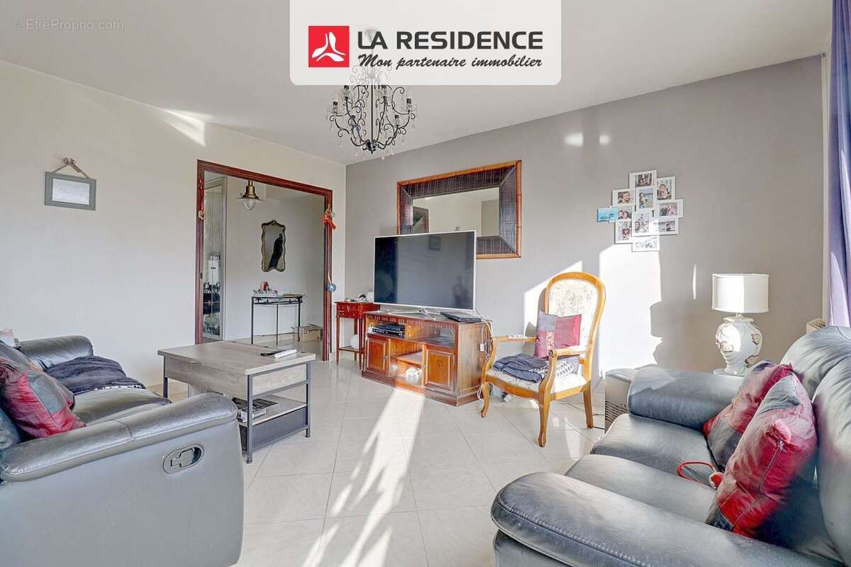 Maison à VERNEUIL-SUR-SEINE