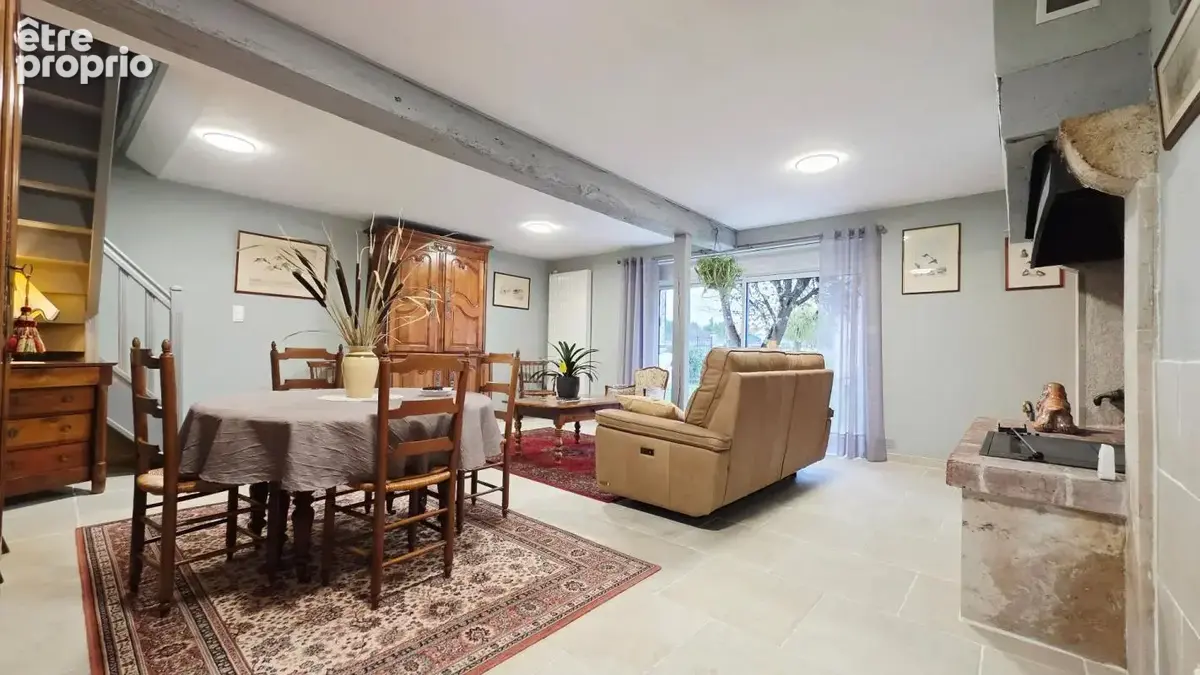 Saint doulchard maison 7 pieces 6 chambres grange dependances - photo 2
