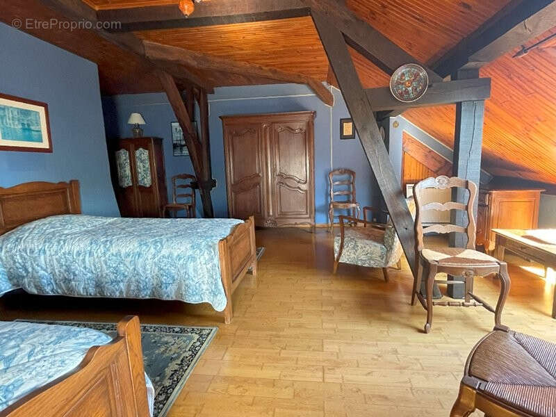 Maison à LA BAZOCHE-GOUET