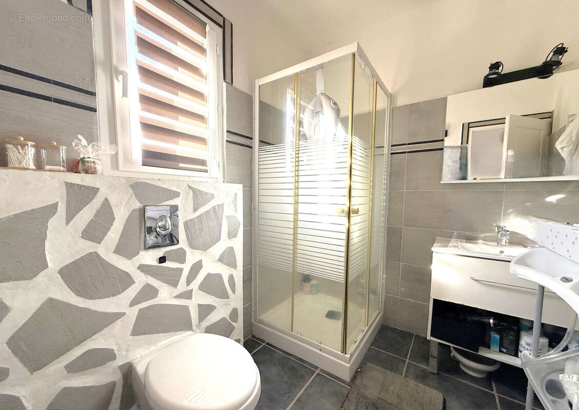 Appartement à SARI-SOLENZARA