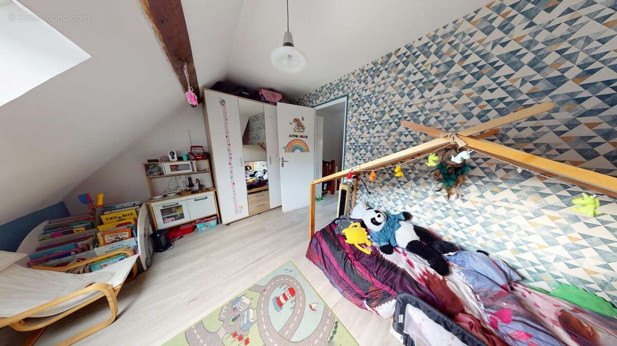 Chambre 2 - Maison à AMIENS