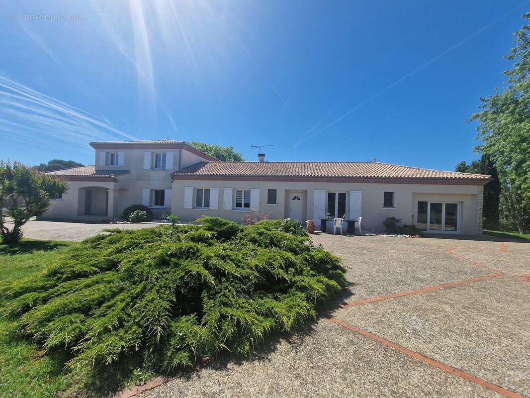 Maison à MONFLANQUIN