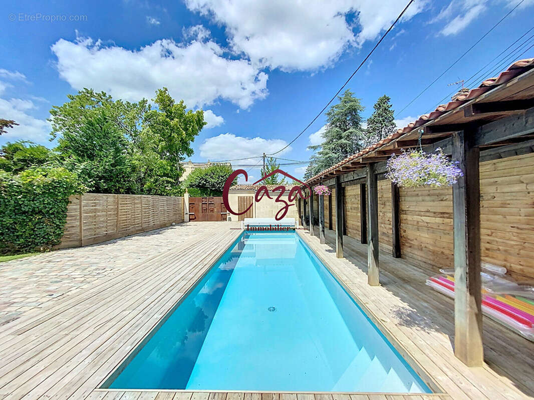 Maison à CAMBLANES-ET-MEYNAC