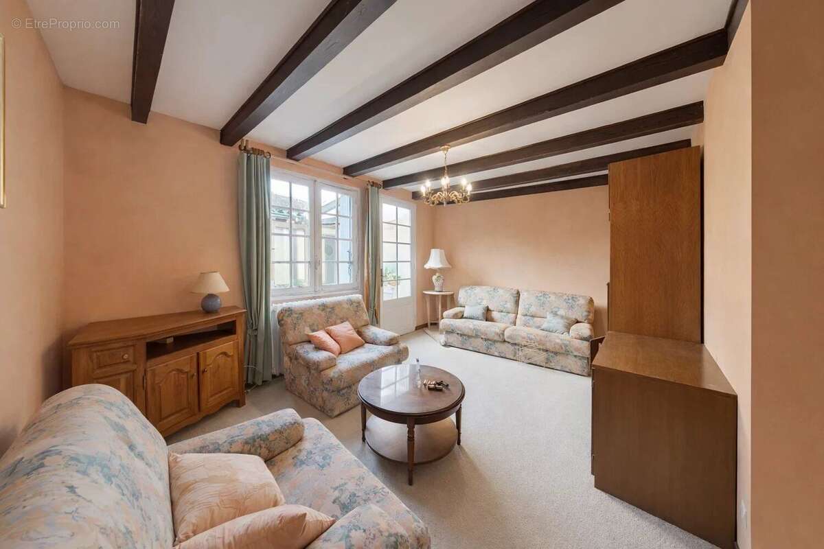 Maison à GOURDON