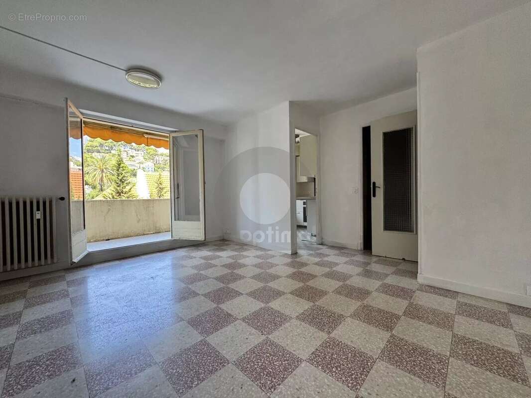 Appartement à ROQUEBRUNE-CAP-MARTIN