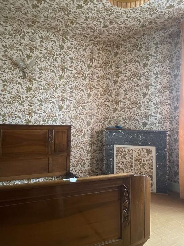 Maison à MUR-DE-BARREZ