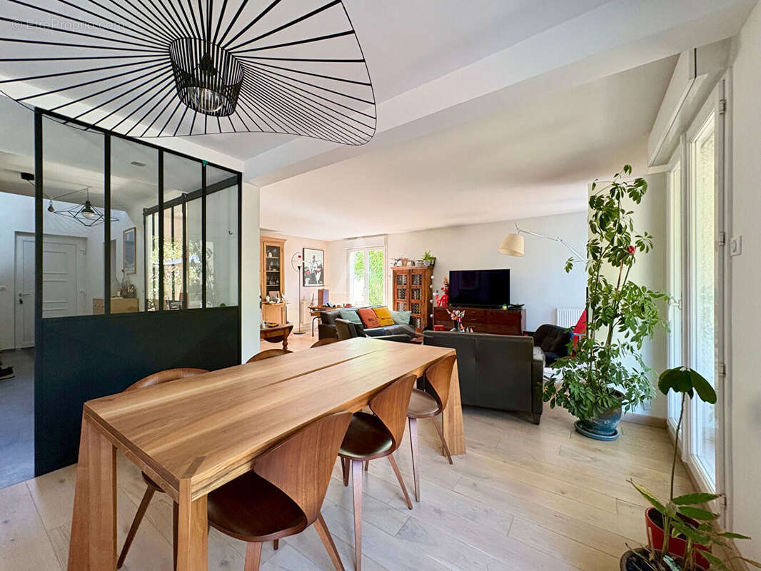 Maison Bures Sur Yvette 162.20 m2 - photo 6
