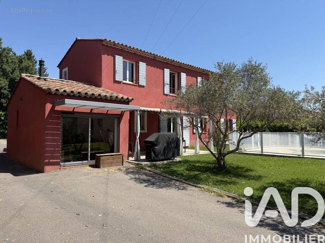 Photo 1 - Maison à PELISSANNE