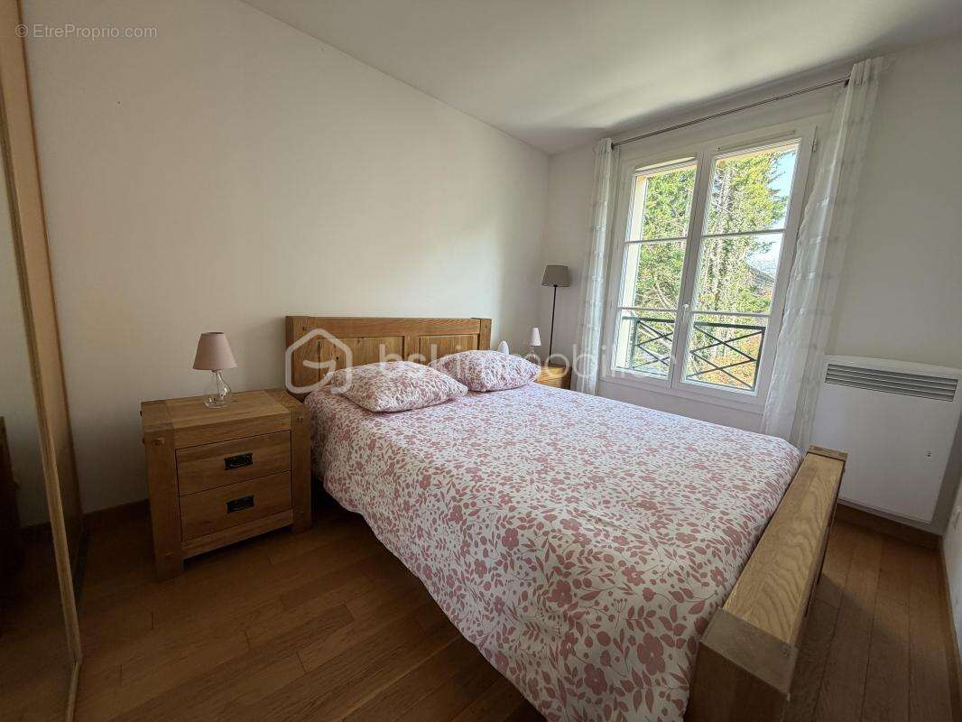 Maison à CORBEIL-ESSONNES