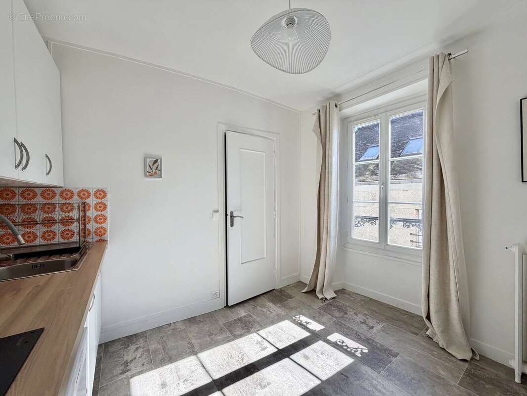 Appartement à VERRIERES-LE-BUISSON