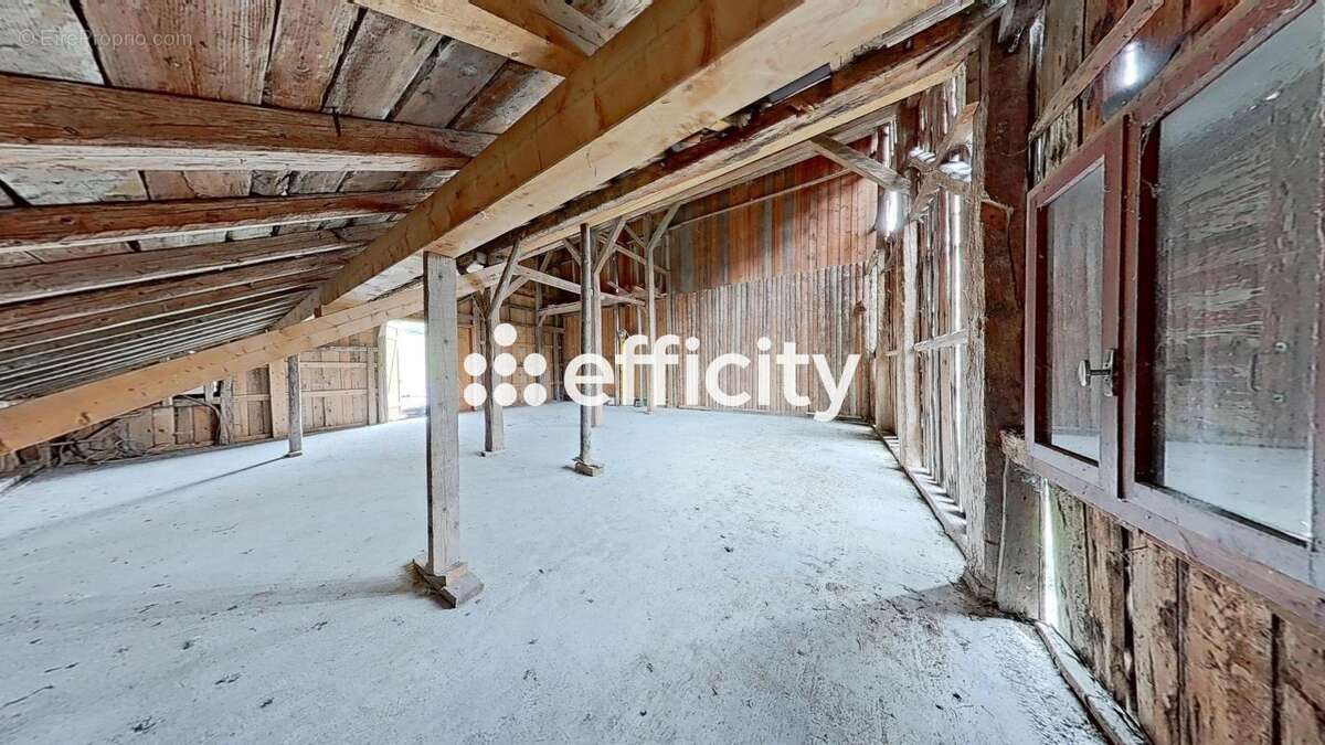 Appartement à MIEUSSY