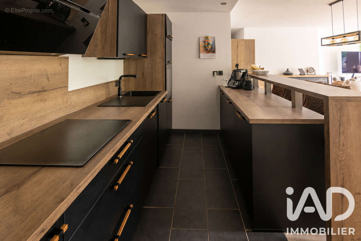 Appartement 77 m² à Rombas  - photo 2