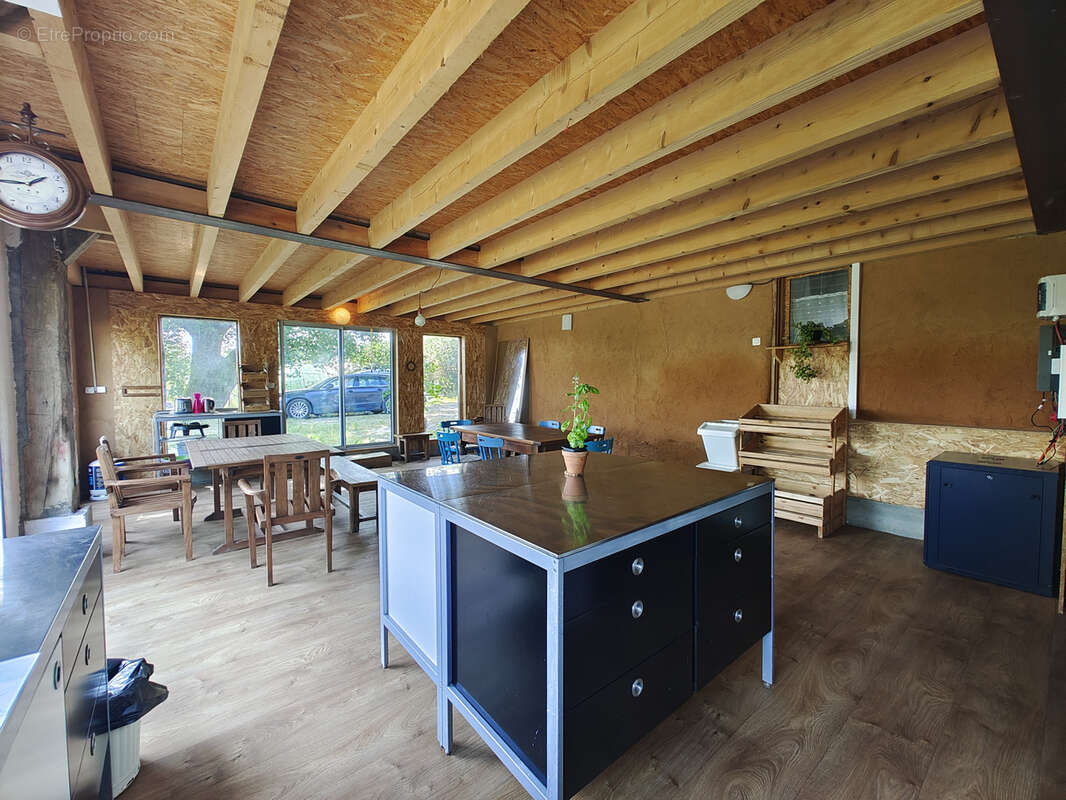 Maison à TERREBASSE