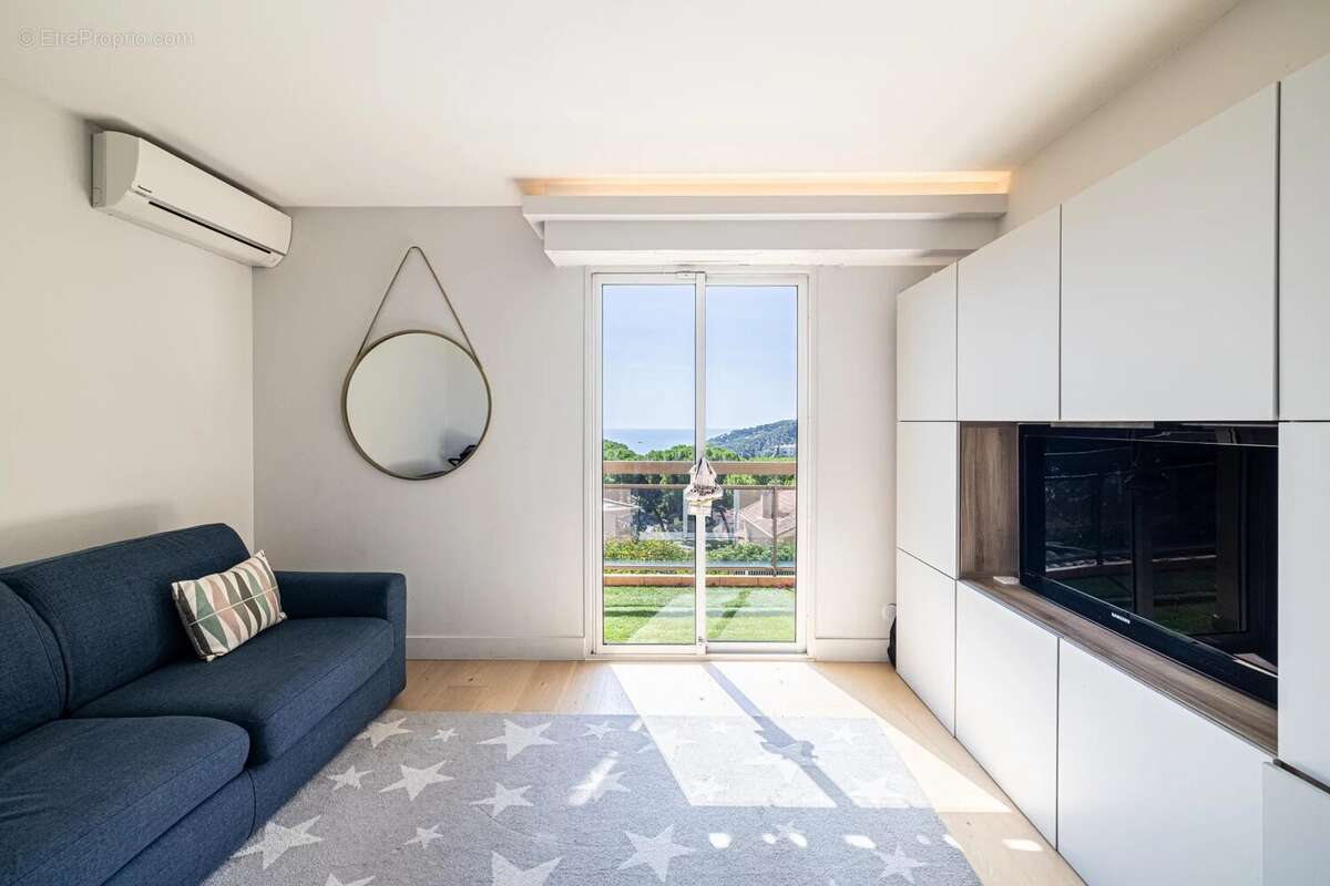 Appartement à VILLEFRANCHE-SUR-MER