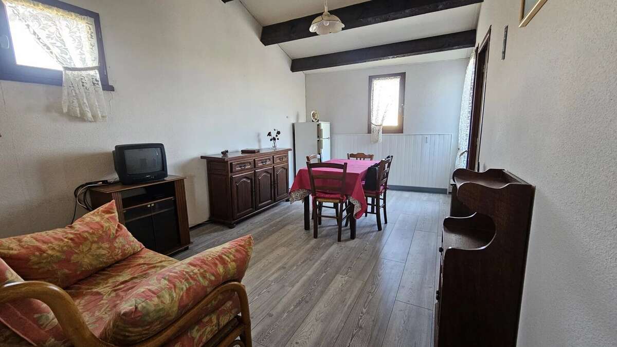 Appartement à FLEURY