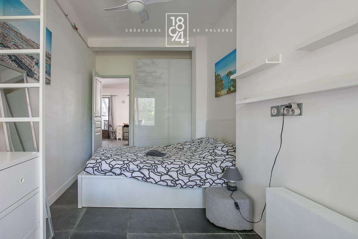 Appartement à MARSEILLE-7E