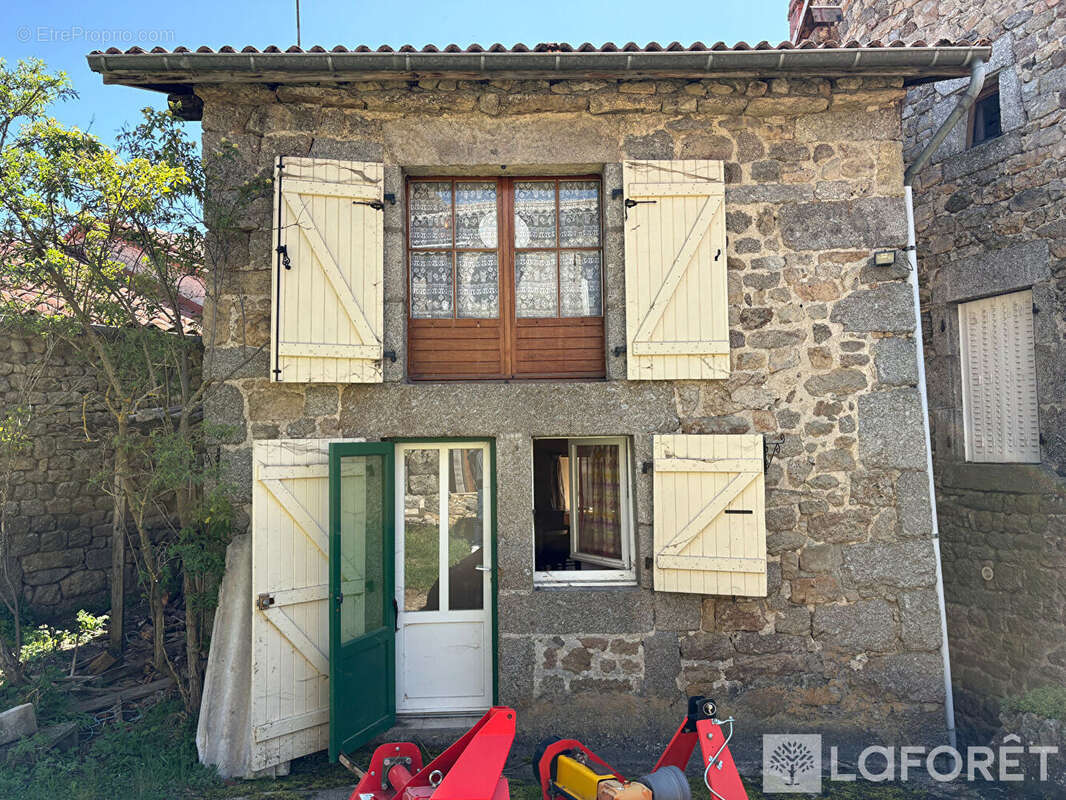 Maison à GREZES