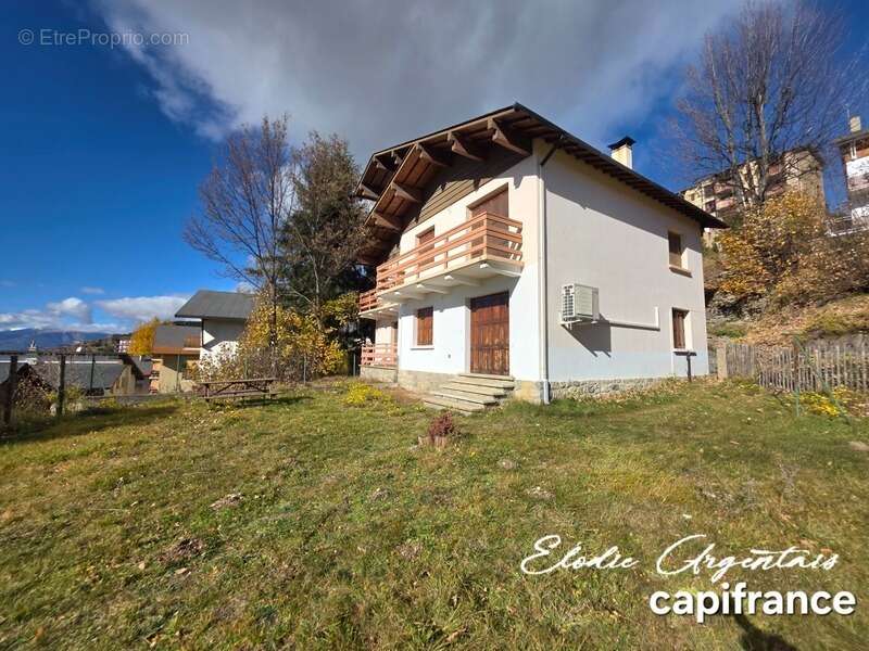 Appartement à FONT-ROMEU-ODEILLO-VIA