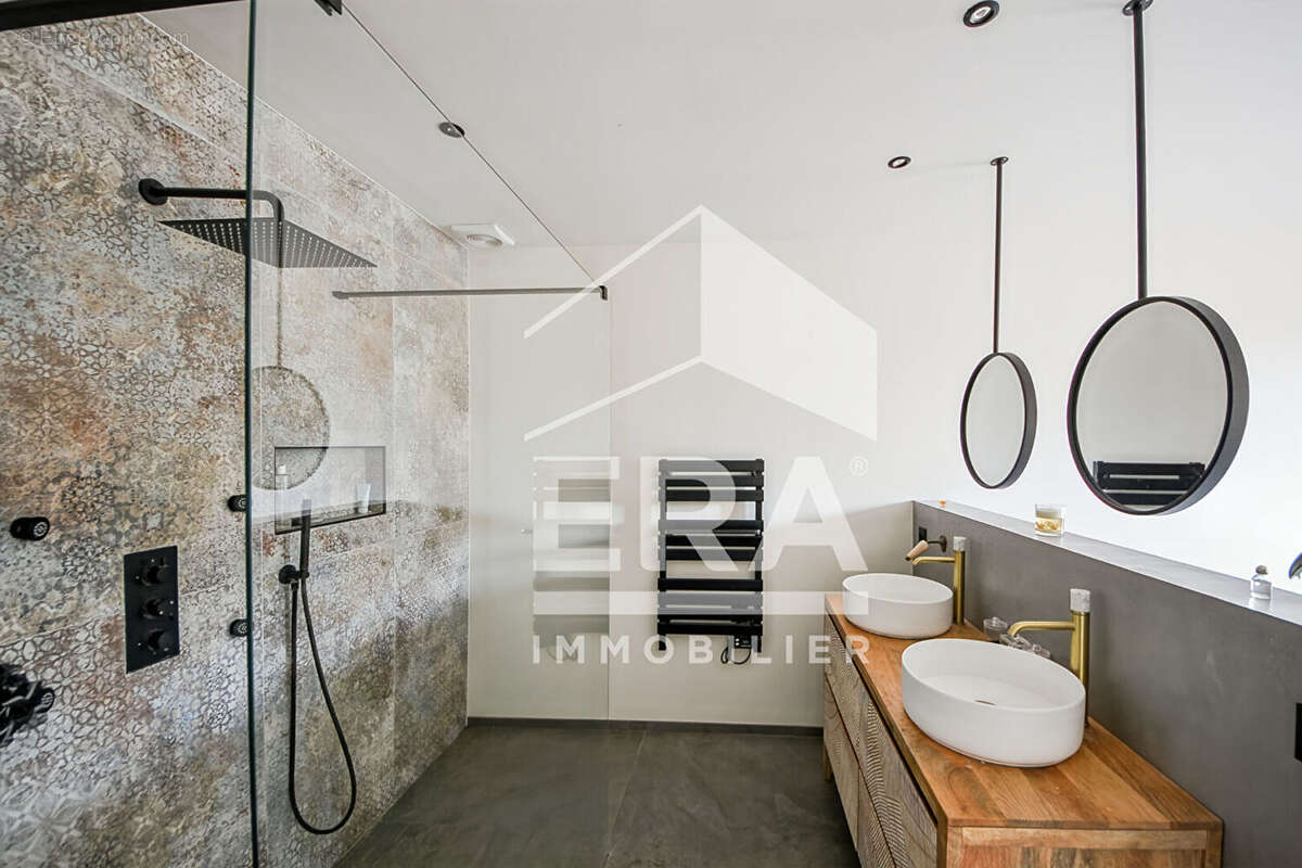 Maison à CHATEAURENARD