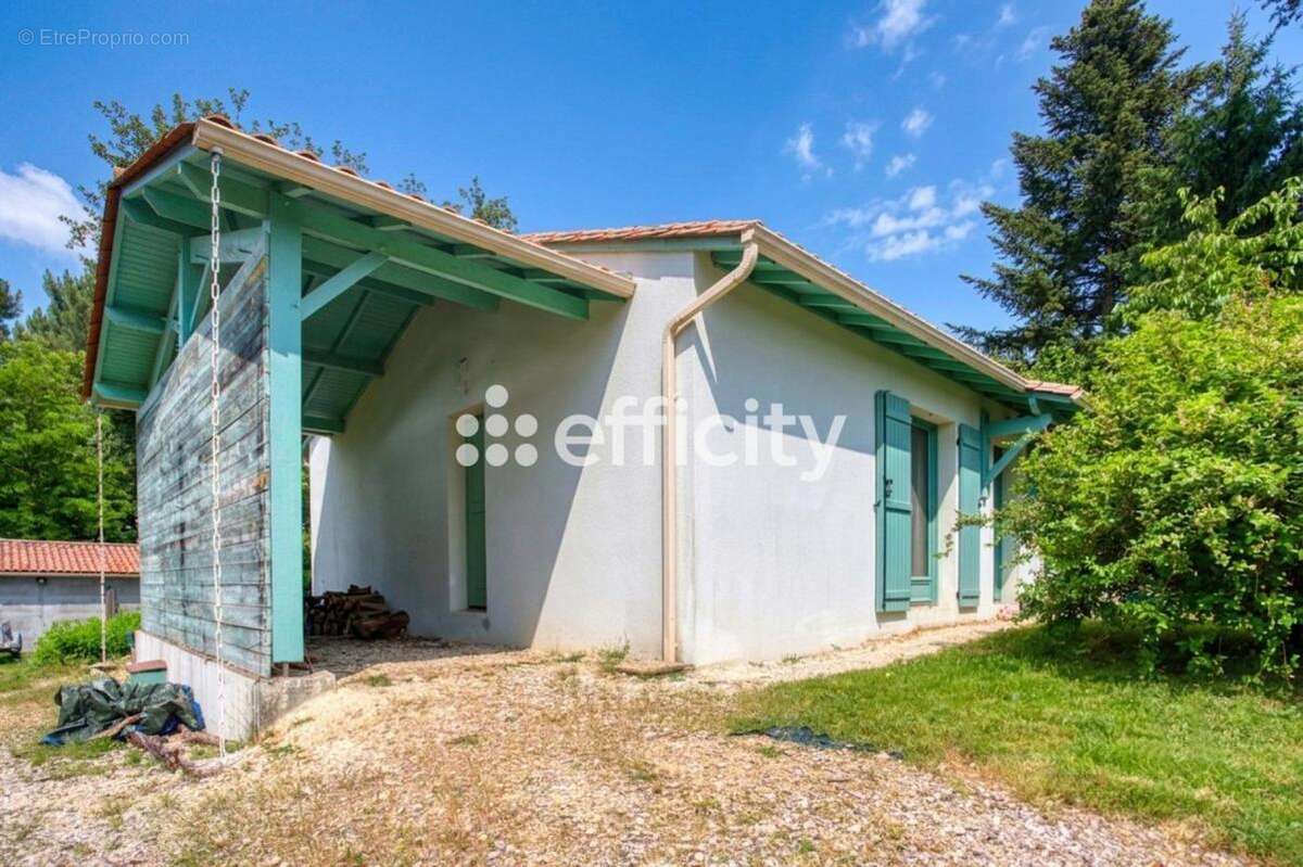 Maison 93 m² à Biras  - photo 5