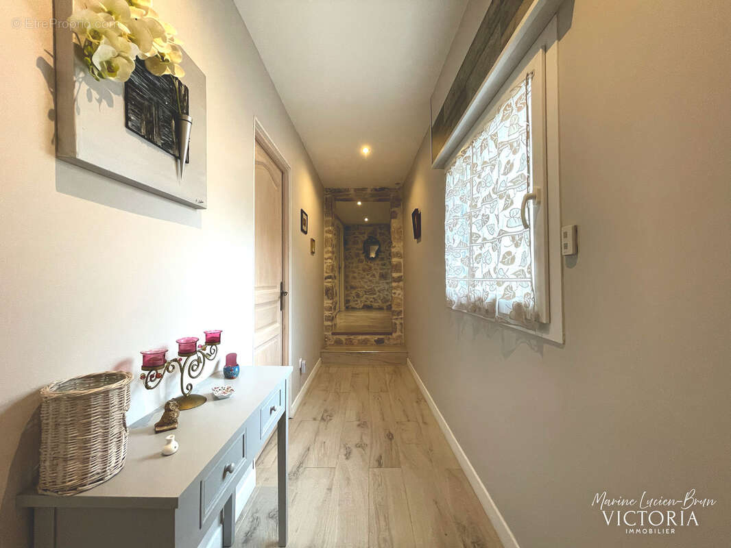 Maison à FIGANIERES