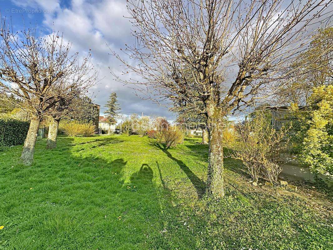 Terrain à BRAZEY-EN-PLAINE