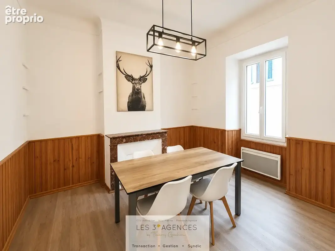 Maison à LA GARDE-FREINET