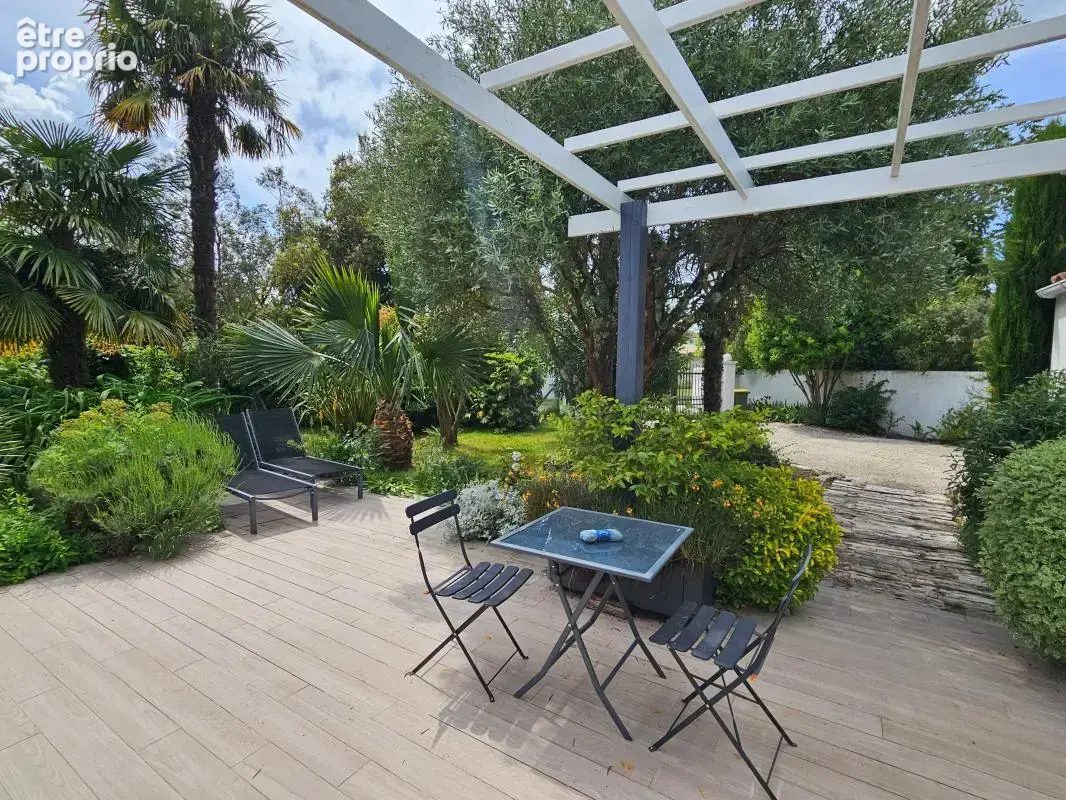 Maison 5 pièces 123 m² à vendre à Le Chateau-D'oleron (17480) - photo 2