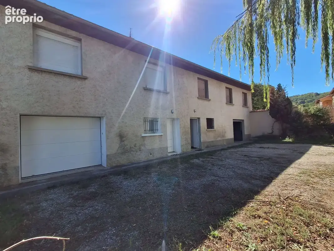 Tènement immobilier à SAINT-SORLIN-EN-VALOIRE - photo 2