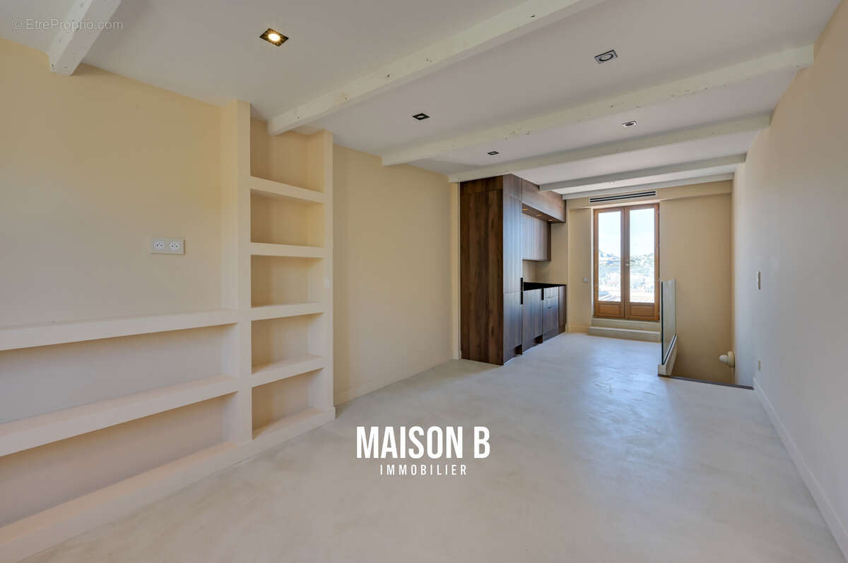 Maison à MARSEILLE-8E
