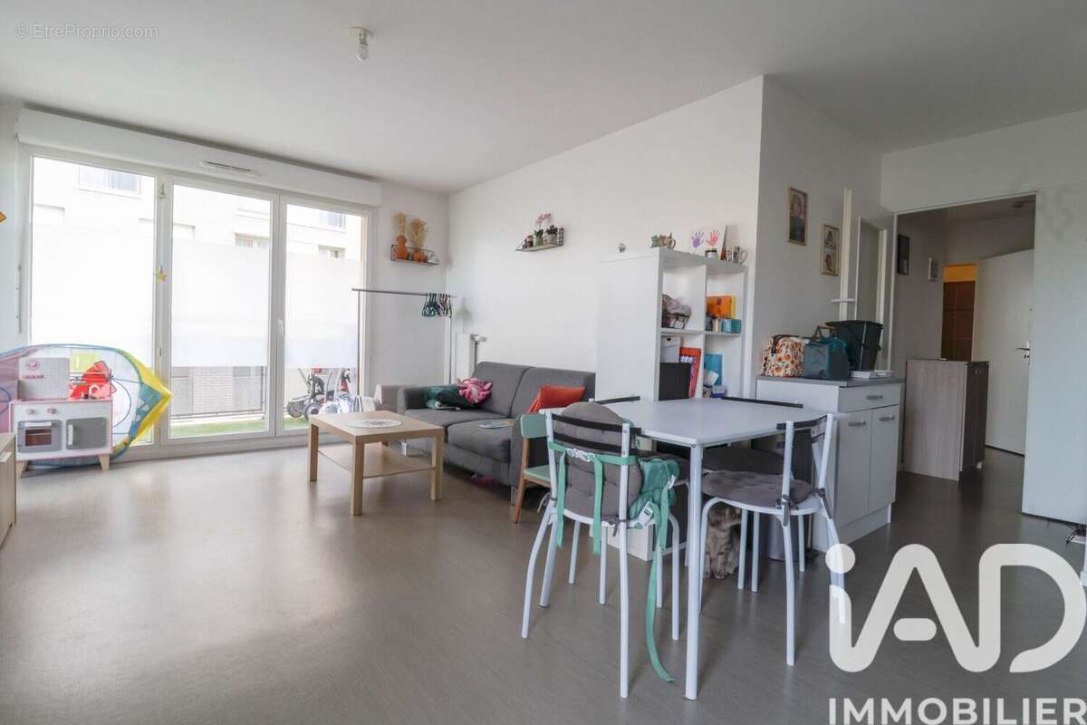 Appartement 61 m² à Saulx-Les-Chartreux  - photo 2